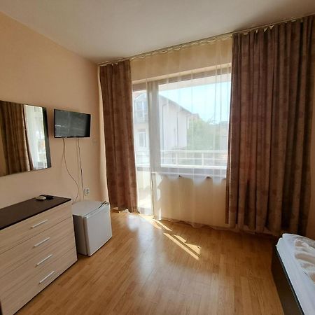 Guest House Lazur Obzor Chambre photo