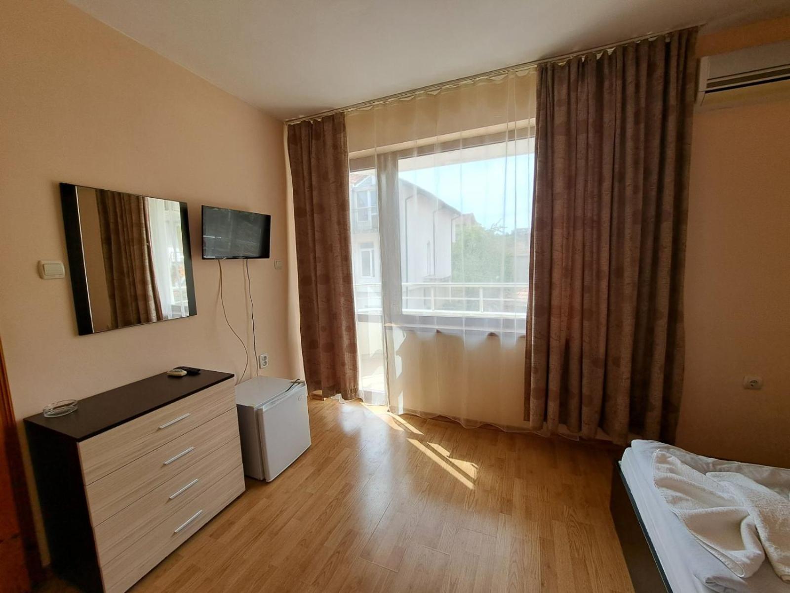 Guest House Lazur Obzor Chambre photo