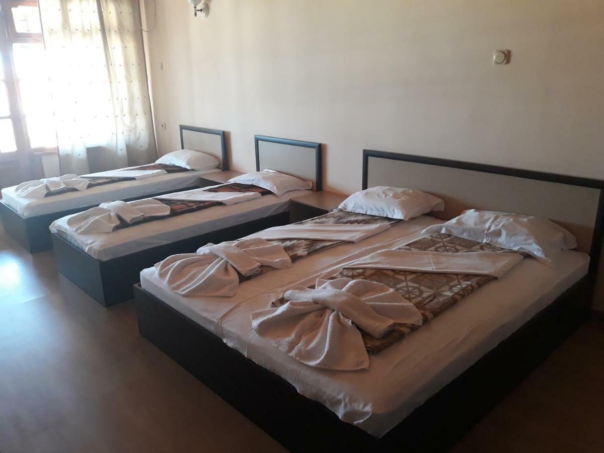 Guest House Lazur Obzor Extérieur photo