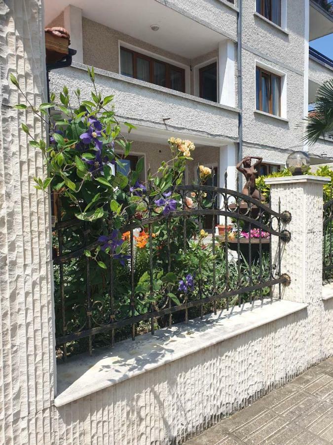 Guest House Lazur Obzor Extérieur photo